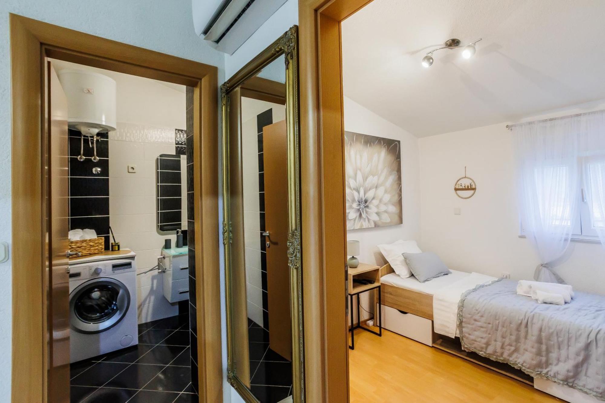 Apartman Marioeta Kaštel Stari Dış mekan fotoğraf