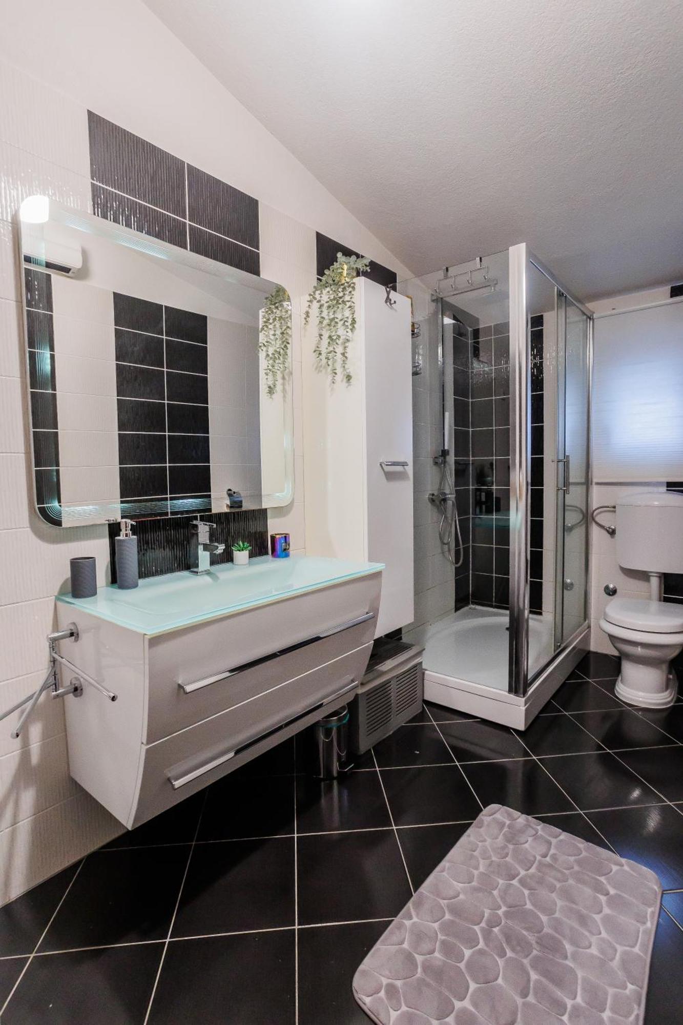 Apartman Marioeta Kaštel Stari Dış mekan fotoğraf