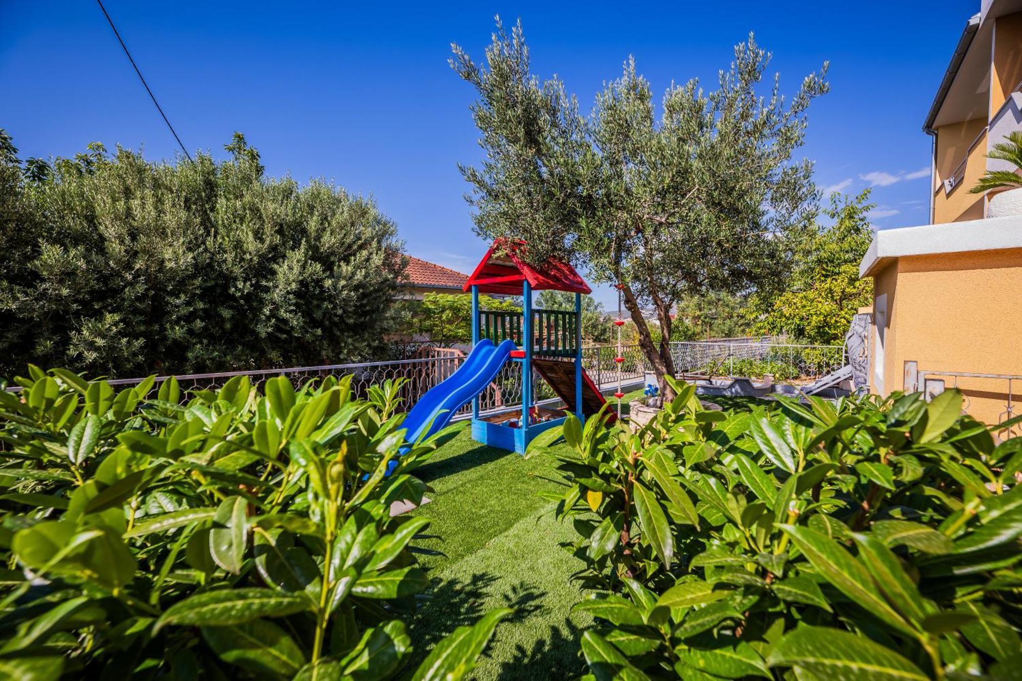 Apartman Marioeta Kaštel Stari Dış mekan fotoğraf